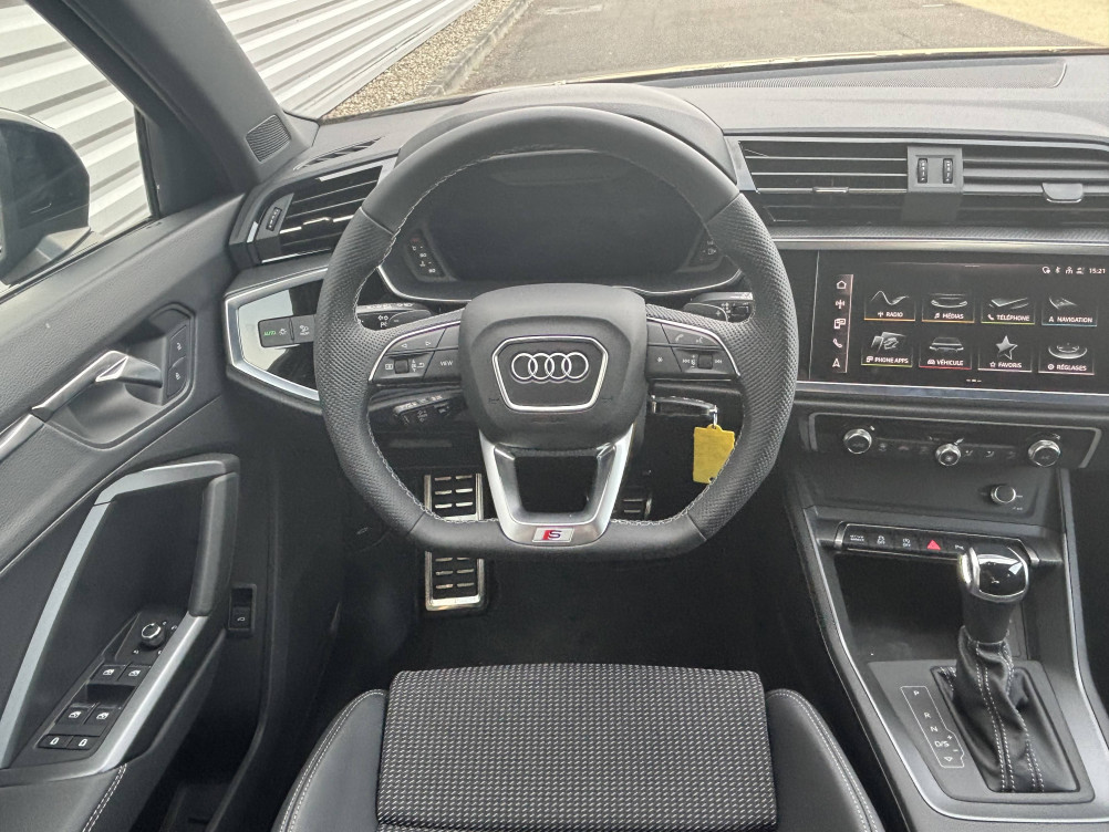 Acheter Audi Q3 Q3 35 TFSI 150 ch S tronic 7 S line 5p neuf dans les concessions du Groupe Faurie