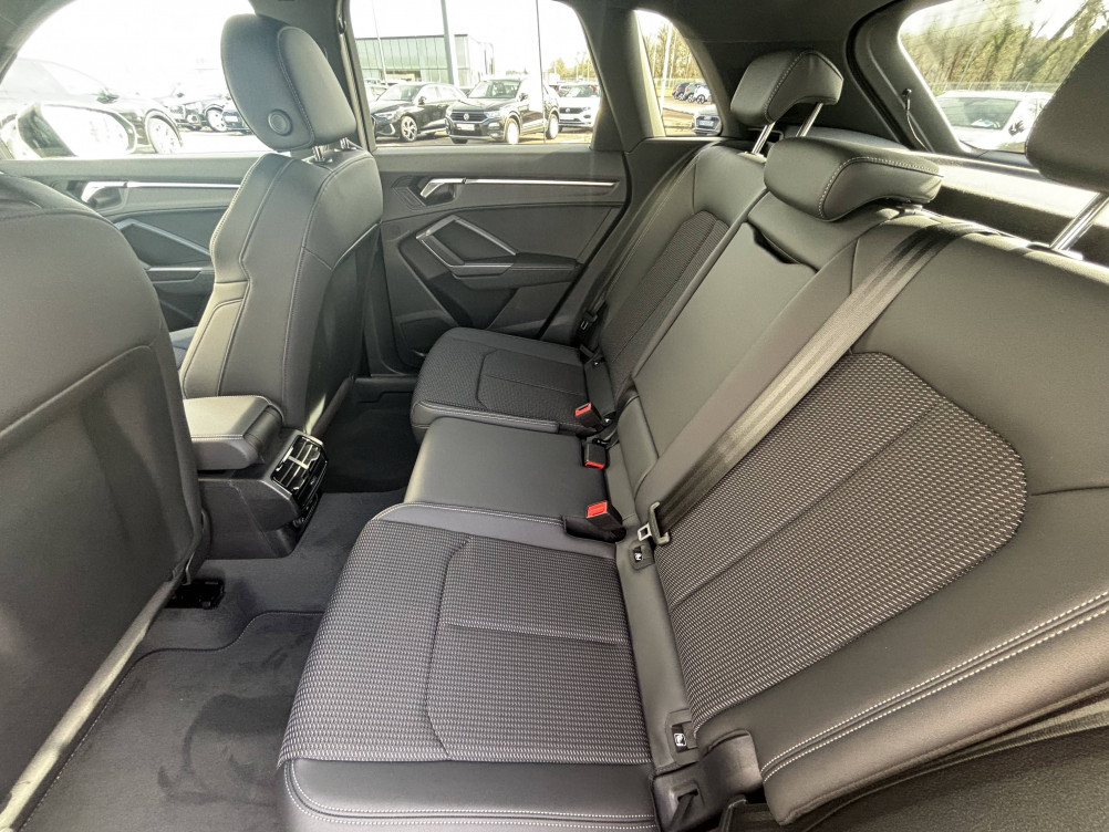 Acheter Audi Q3 Q3 35 TFSI 150 ch S tronic 7 S line 5p neuf dans les concessions du Groupe Faurie