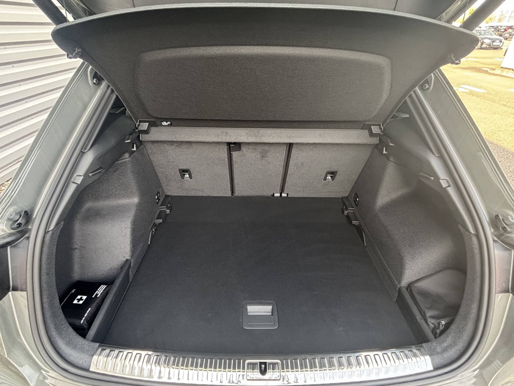 Acheter Audi Q3 Q3 35 TFSI 150 ch S tronic 7 S line 5p neuf dans les concessions du Groupe Faurie