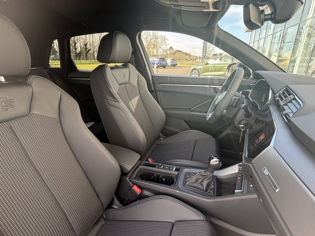 Acheter Audi Q3 Q3 35 TFSI 150 ch S tronic 7 S line 5p neuf dans les concessions du Groupe Faurie