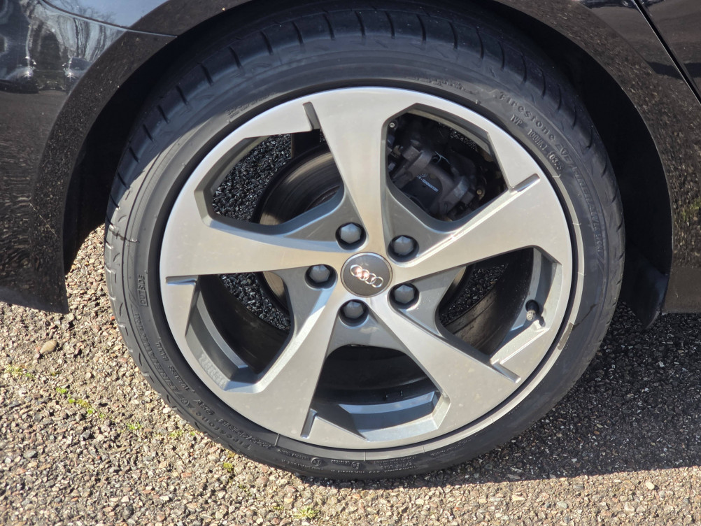 Acheter Audi A3 A3 Sportback 30 TFSI 116 S tronic 7 Design Luxe 5p occasion dans les concessions du Groupe Faurie
