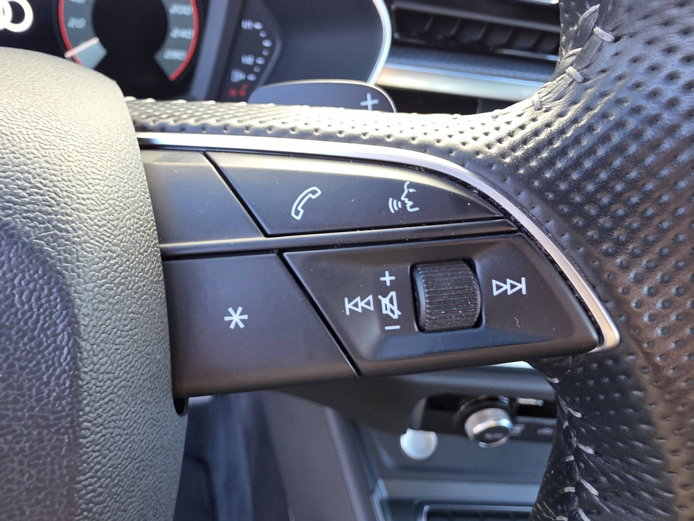 Acheter Audi Q3 Q3 Sportback 35 TDI 150 ch S tronic 7 S line 5p occasion dans les concessions du Groupe Faurie