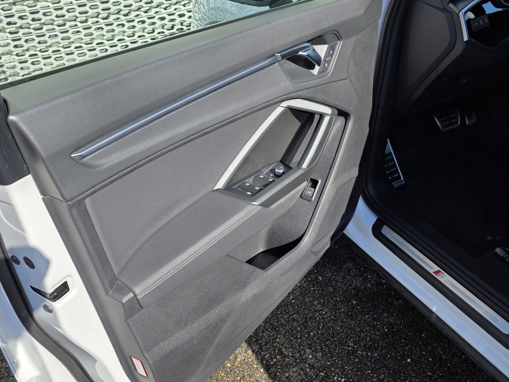 Acheter Audi Q3 Q3 Sportback 35 TDI 150 ch S tronic 7 S line 5p occasion dans les concessions du Groupe Faurie
