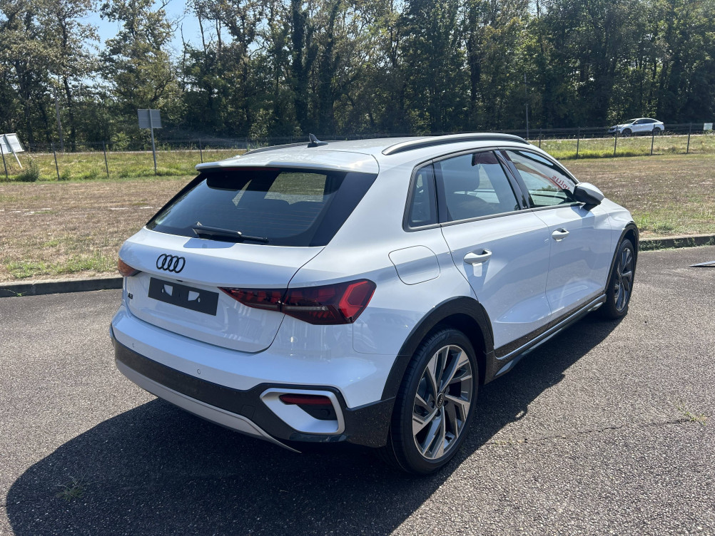 Acheter Audi A3 A3 Allstreet 35 TFSI Mild Hybrid 150 S tronic 7 Avus 5p neuf dans les concessions du Groupe Faurie