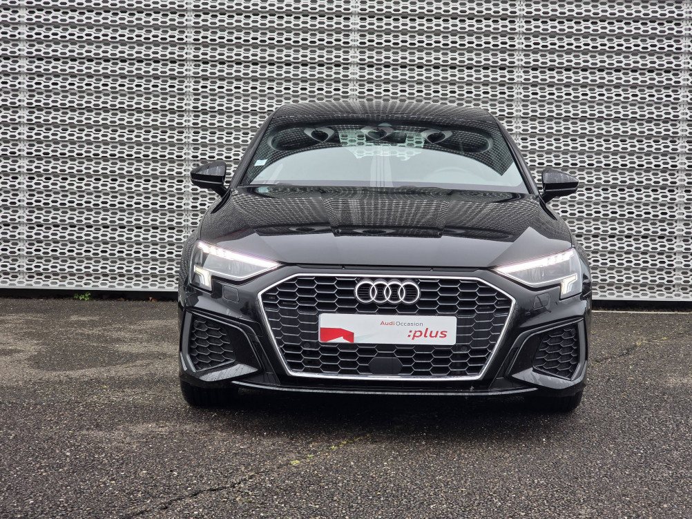 Acheter Audi A3 A3 Sportback 40 TFSIe 204 S tronic 6 S Line 5p occasion dans les concessions du Groupe Faurie