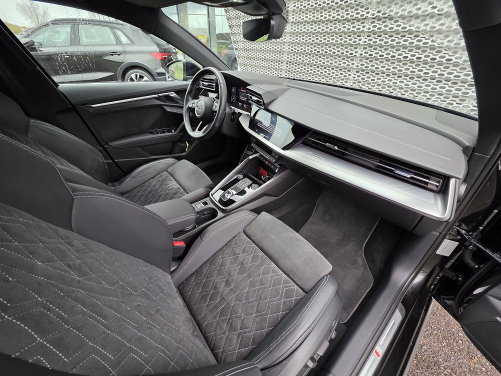 Acheter Audi A3 A3 Sportback 40 TFSIe 204 S tronic 6 S Line 5p occasion dans les concessions du Groupe Faurie