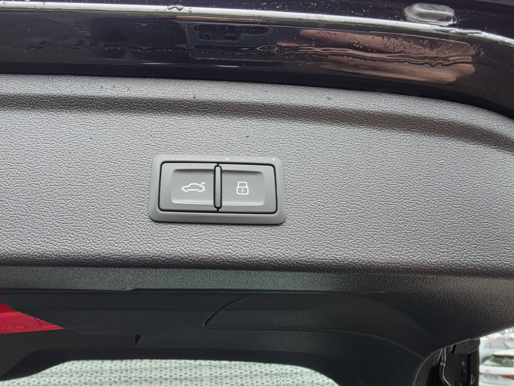 Acheter Audi A3 A3 Sportback 40 TFSIe 204 S tronic 6 S Line 5p occasion dans les concessions du Groupe Faurie