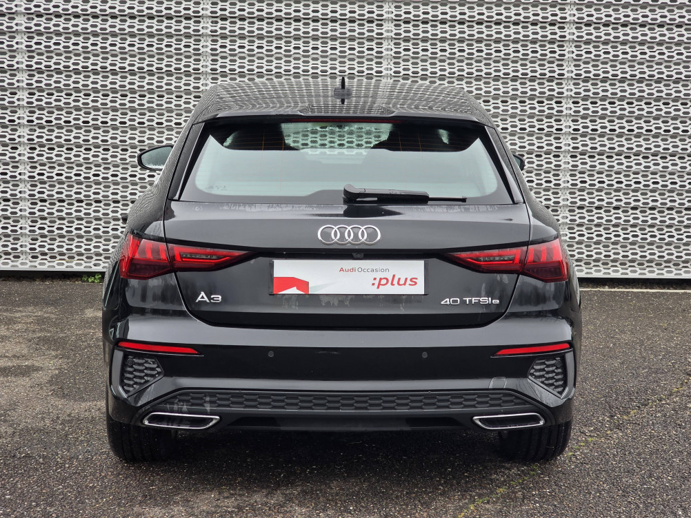 Acheter Audi A3 A3 Sportback 40 TFSIe 204 S tronic 6 S Line 5p occasion dans les concessions du Groupe Faurie