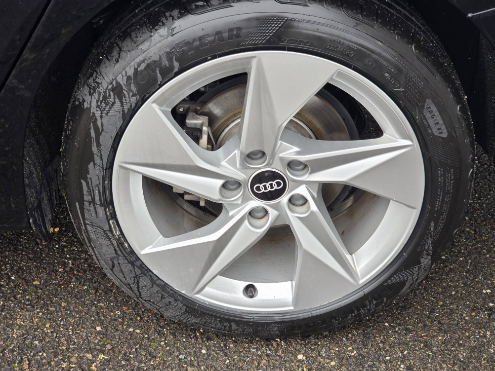 Acheter Audi A3 A3 Sportback 40 TFSIe 204 S tronic 6 S Line 5p occasion dans les concessions du Groupe Faurie
