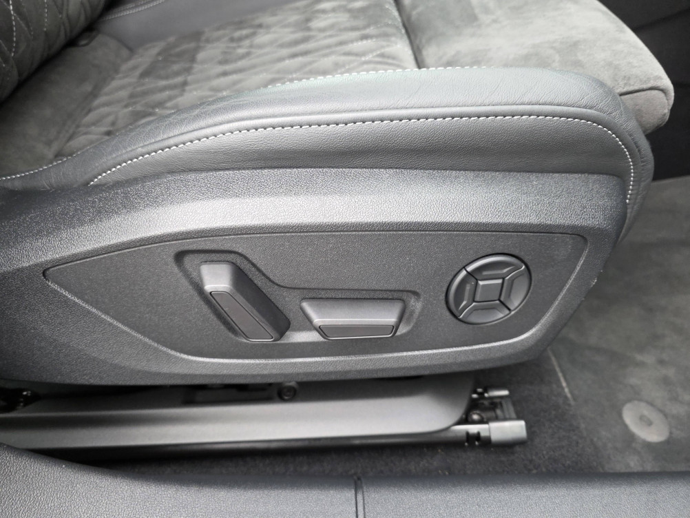 Acheter Audi A3 A3 Sportback 40 TFSIe 204 S tronic 6 S Line 5p occasion dans les concessions du Groupe Faurie