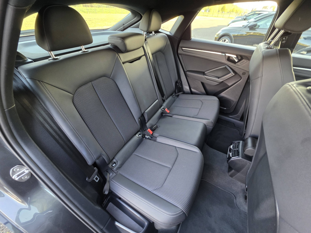 Acheter Audi Q3 Q3 Sportback 35 TDI 150 ch S tronic 7 S line 5p occasion dans les concessions du Groupe Faurie