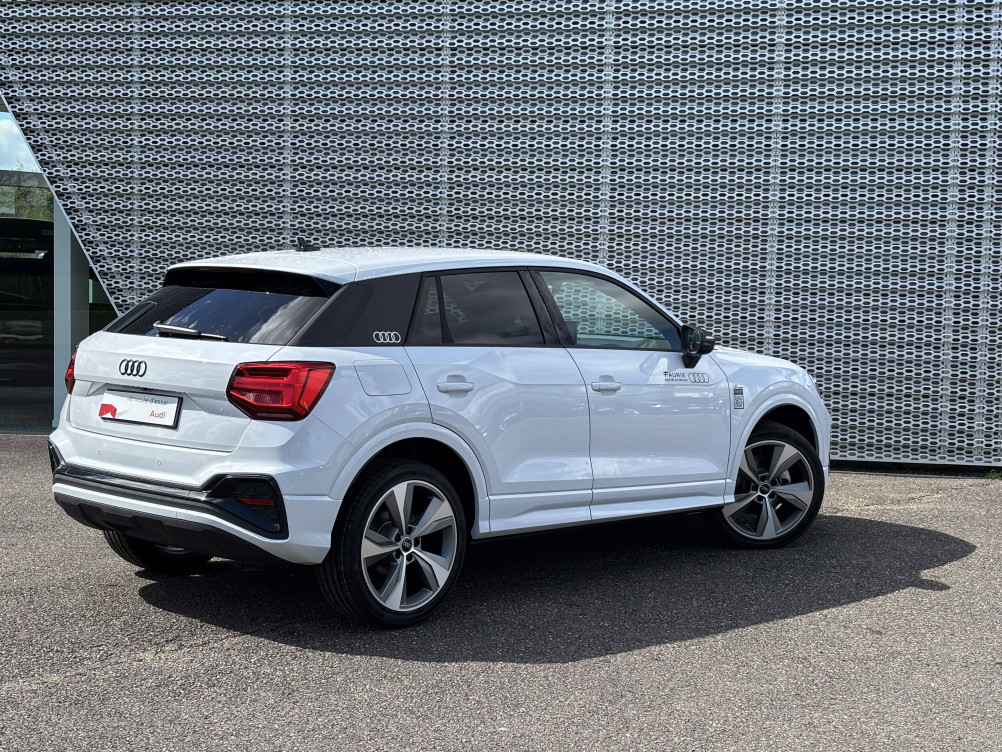 Acheter Audi Q2 Q2 35 TFSI 150 S tronic 7 Black Edition 5p neuf dans les concessions du Groupe Faurie