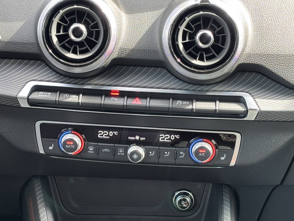 Acheter Audi Q2 Q2 35 TFSI 150 S tronic 7 Black Edition 5p neuf dans les concessions du Groupe Faurie