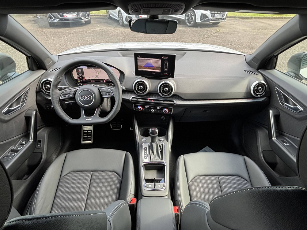 Acheter Audi Q2 Q2 35 TFSI 150 S tronic 7 Black Edition 5p neuf dans les concessions du Groupe Faurie