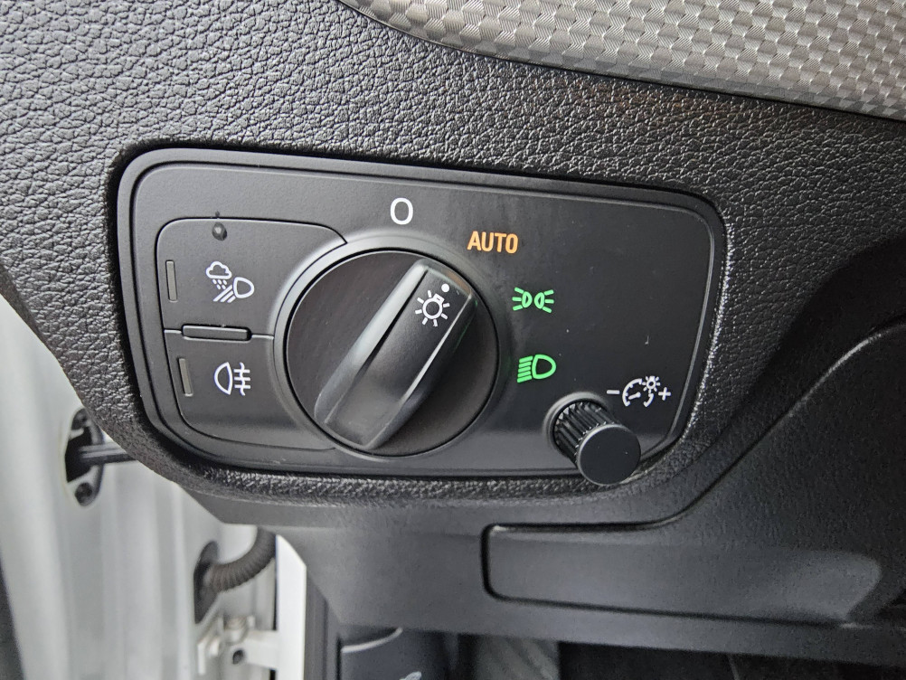 Acheter Audi Q2 Q2 30 TDI 116 S tronic 7 Business line 5p occasion dans les concessions du Groupe Faurie