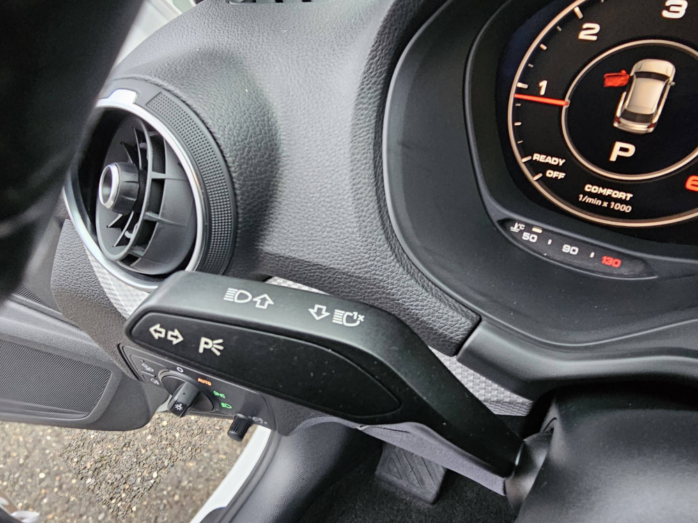 Acheter Audi Q2 Q2 30 TDI 116 S tronic 7 Business line 5p occasion dans les concessions du Groupe Faurie