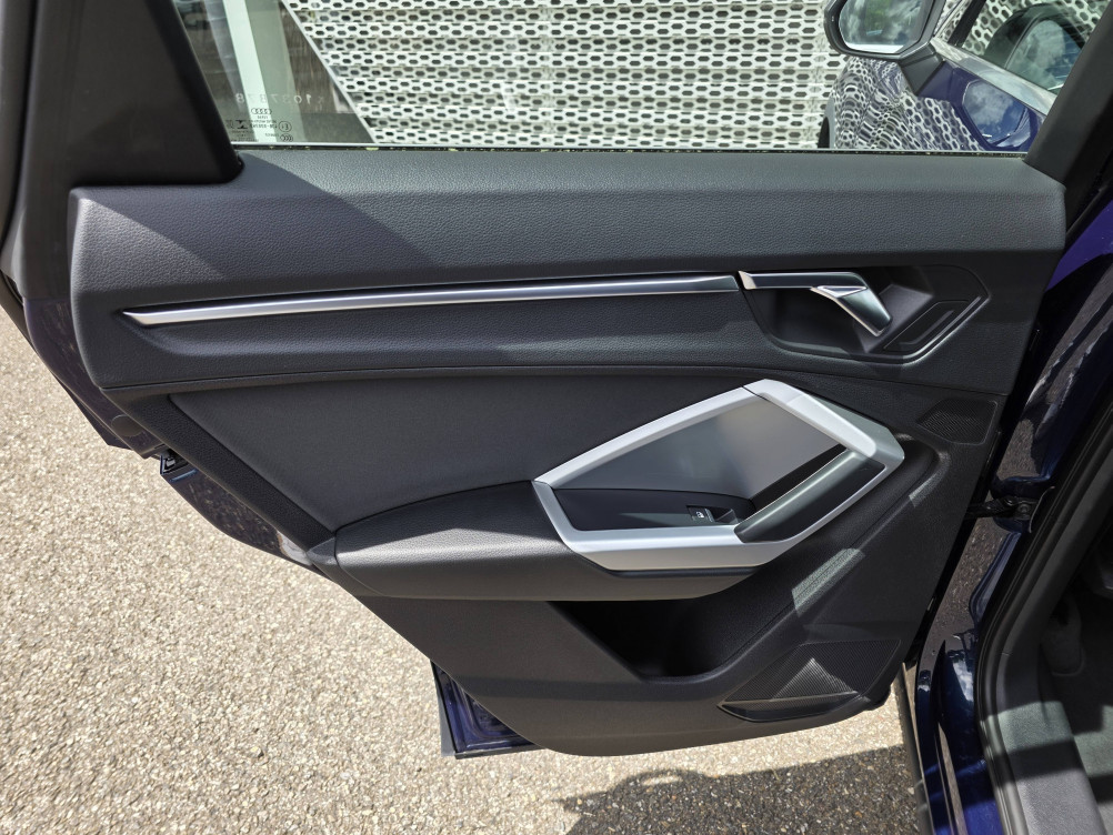 Acheter Audi Q3 Q3 35 TFSI 150 ch S tronic 7 Design 5p occasion dans les concessions du Groupe Faurie