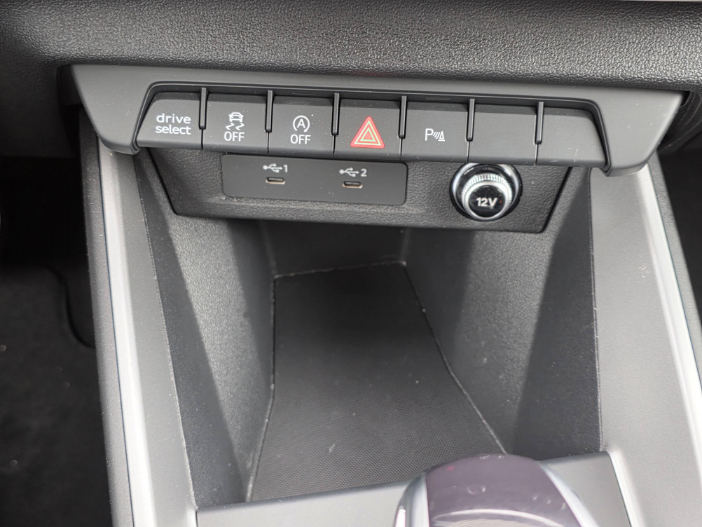 Acheter Audi A1 A1 Citycarver 30 TFSI 110 ch S tronic 7 Design Luxe 5p occasion dans les concessions du Groupe Faurie