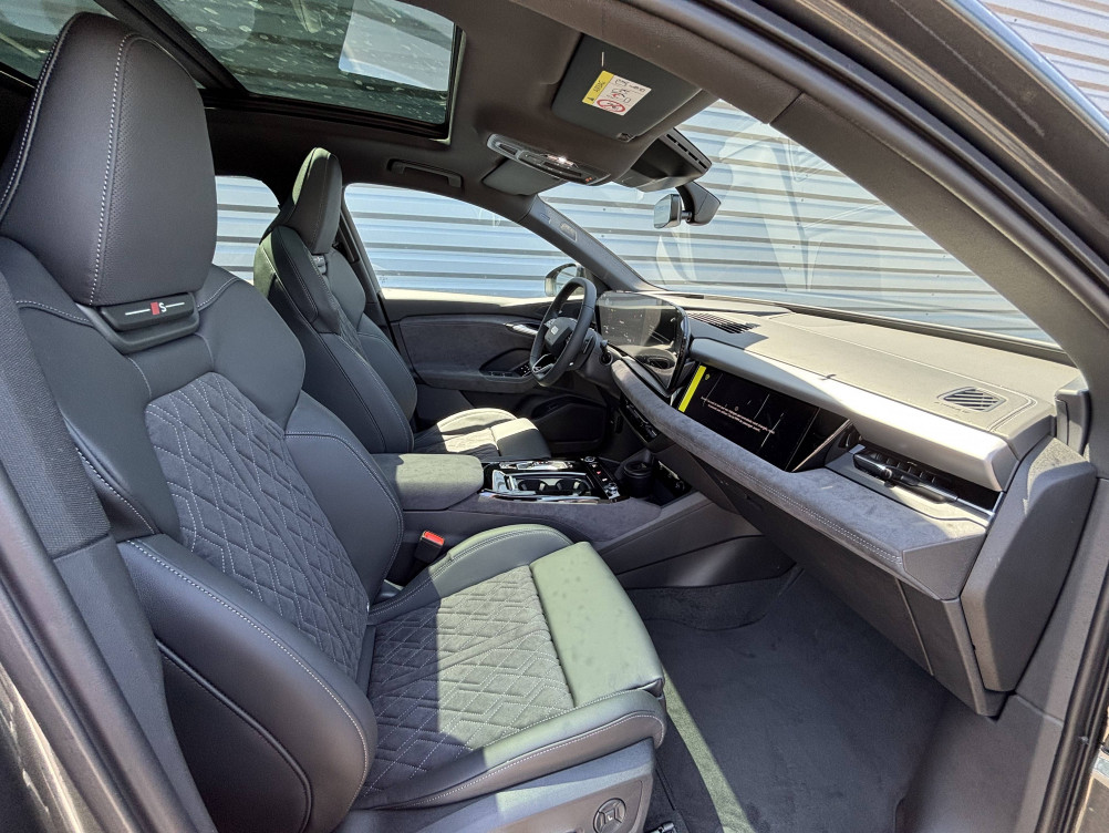 Acheter Audi Q6 E-TRON Q6 e-tron Sportback 306 ch 100 kWh performance S line 5p neuf dans les concessions du Groupe Faurie