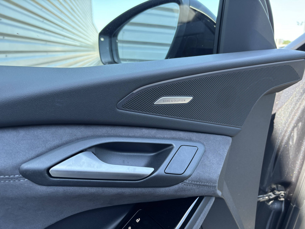 Acheter Audi Q6 E-TRON Q6 e-tron Sportback 306 ch 100 kWh performance S line 5p neuf dans les concessions du Groupe Faurie