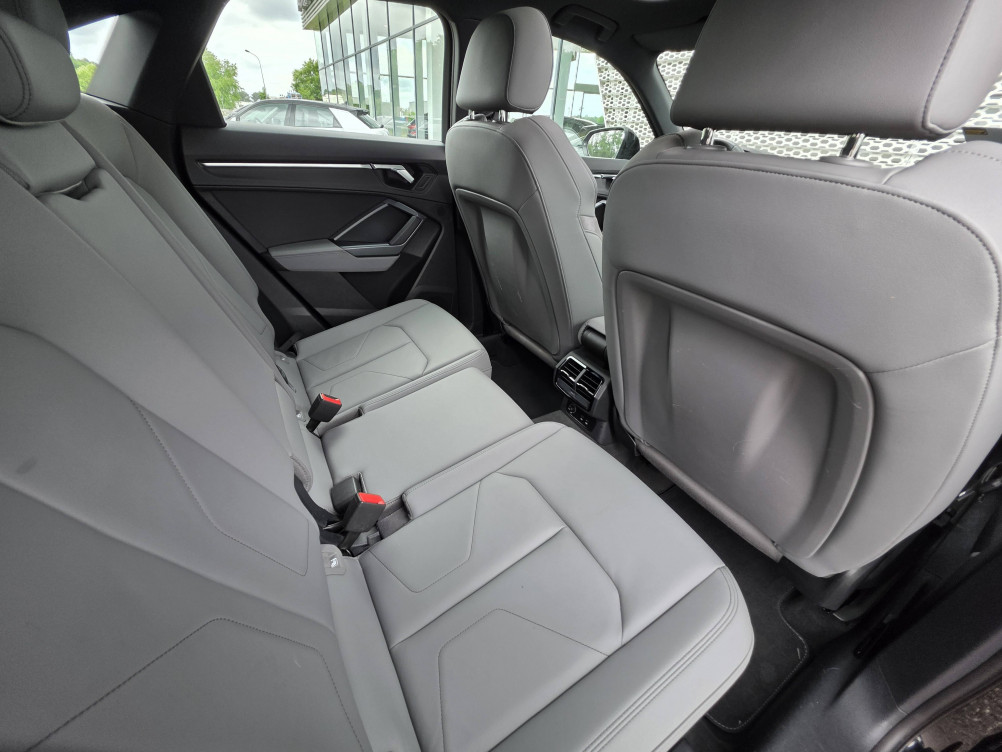Acheter Audi Q3 Q3 Sportback 35 TDI 150 ch S tronic 7 S line 5p occasion dans les concessions du Groupe Faurie