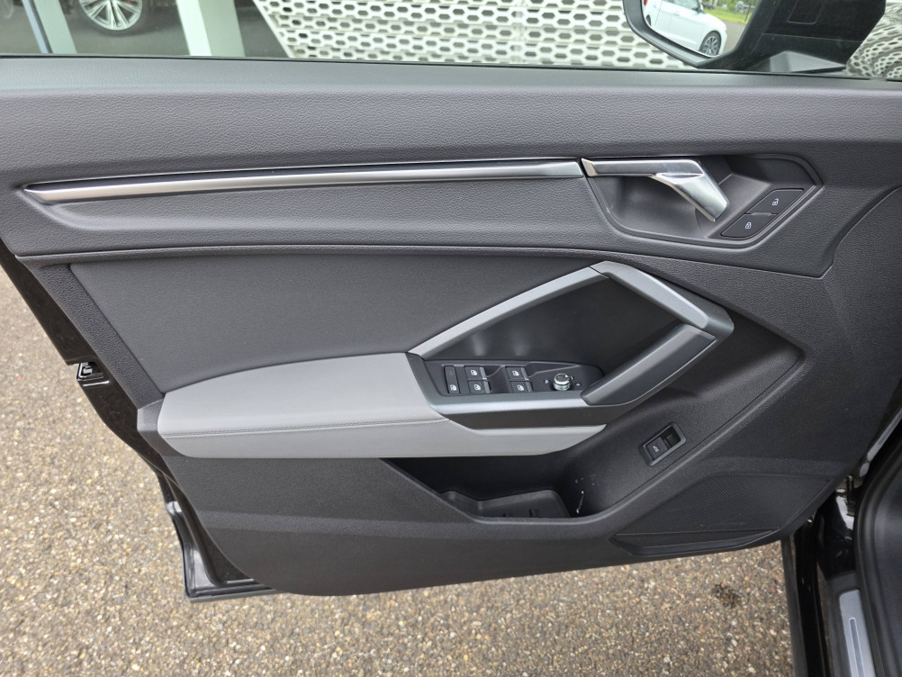 Acheter Audi Q3 Q3 Sportback 35 TDI 150 ch S tronic 7 S line 5p occasion dans les concessions du Groupe Faurie