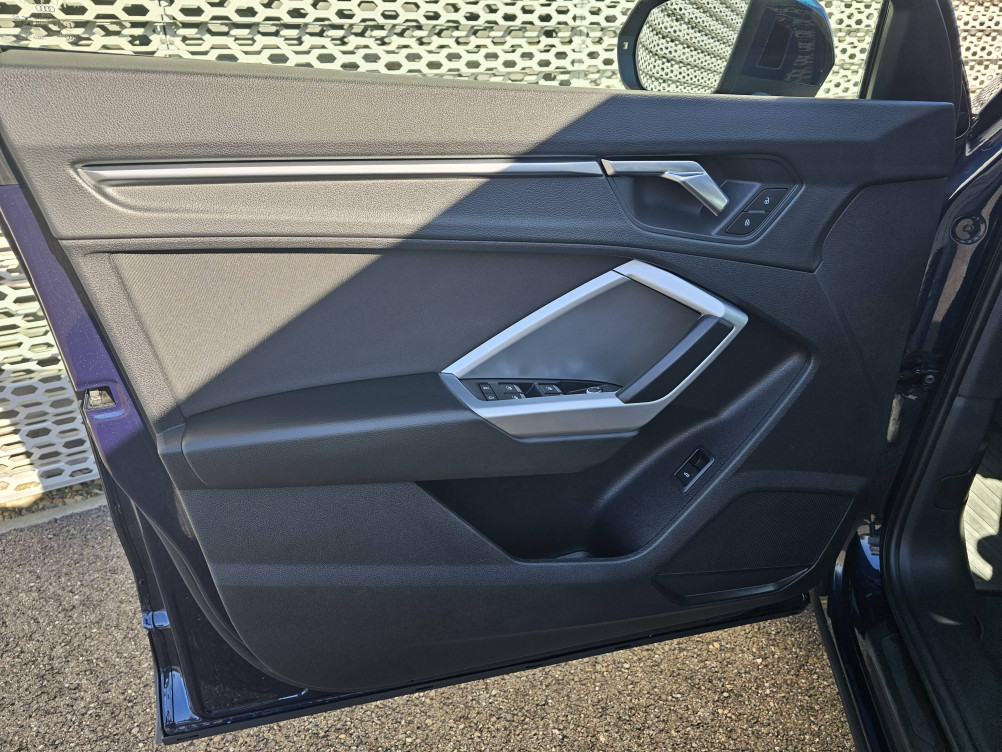 Acheter Audi Q3 Q3 35 TFSI 150 ch S tronic 7 Design 5p occasion dans les concessions du Groupe Faurie