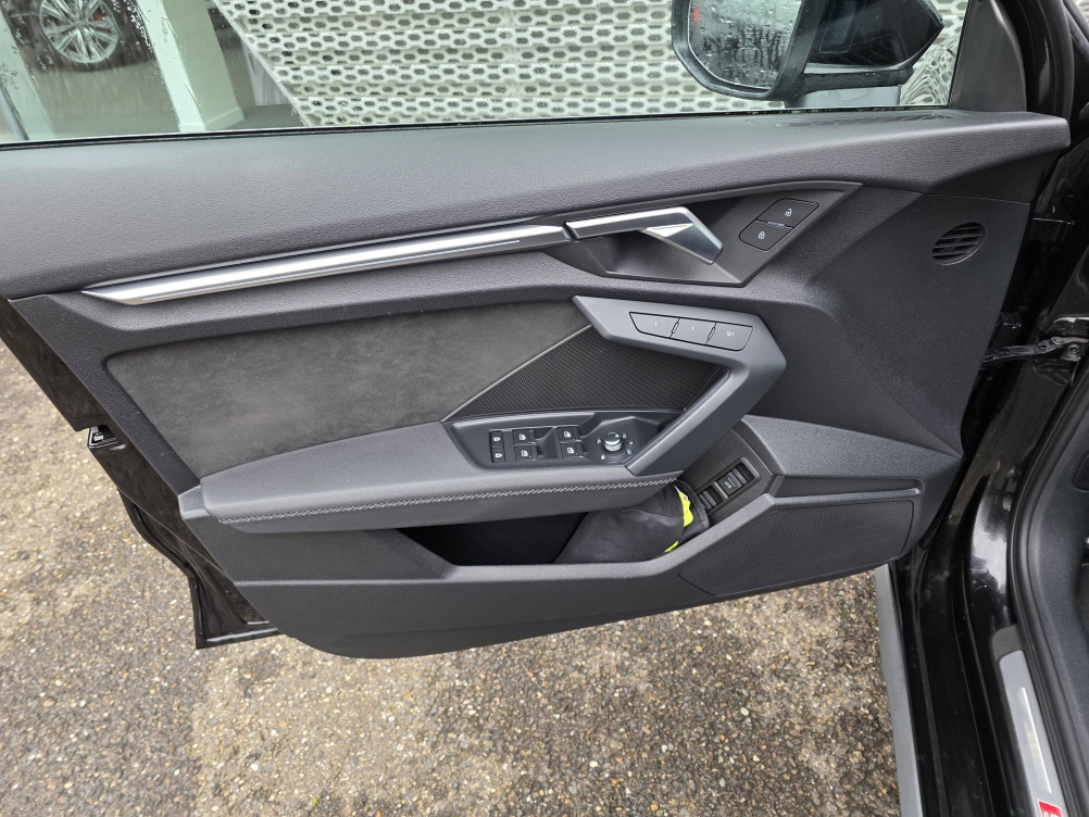 Acheter Audi A3 A3 Sportback 40 TFSIe 204 S tronic 6 S Line 5p occasion dans les concessions du Groupe Faurie