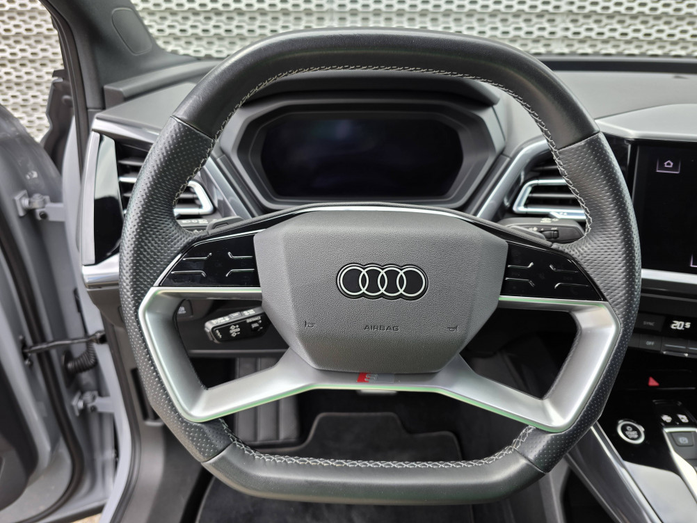 Acheter Audi Q4 Q4 e-tron Sportback 50 quattro 299 ch 82 kW S line 5p occasion dans les concessions du Groupe Faurie