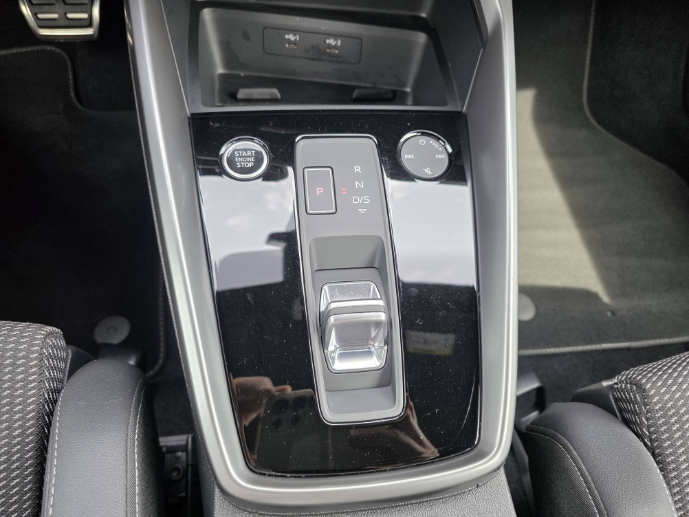Acheter Audi A3 A3 Sportback 40 TFSIe 204 S tronic 6 S Line 5p neuf dans les concessions du Groupe Faurie