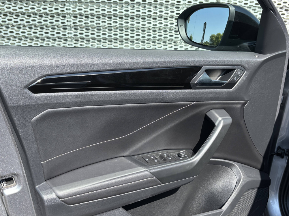 Acheter Volkswagen T-Roc T-Roc 1.5 TSI EVO 150 Start/Stop DSG7 R-Line 5p occasion dans les concessions du Groupe Faurie