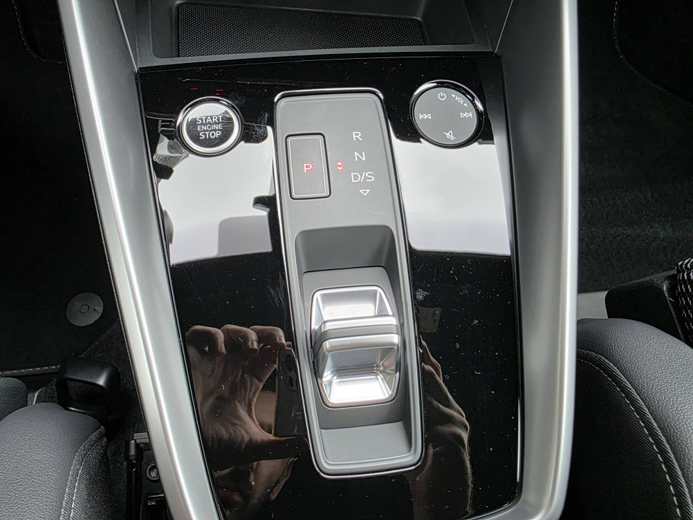 Acheter Audi A3 A3 Sportback 35 TFSI Mild Hybrid 150 S tronic 7 S Line 5p occasion dans les concessions du Groupe Faurie