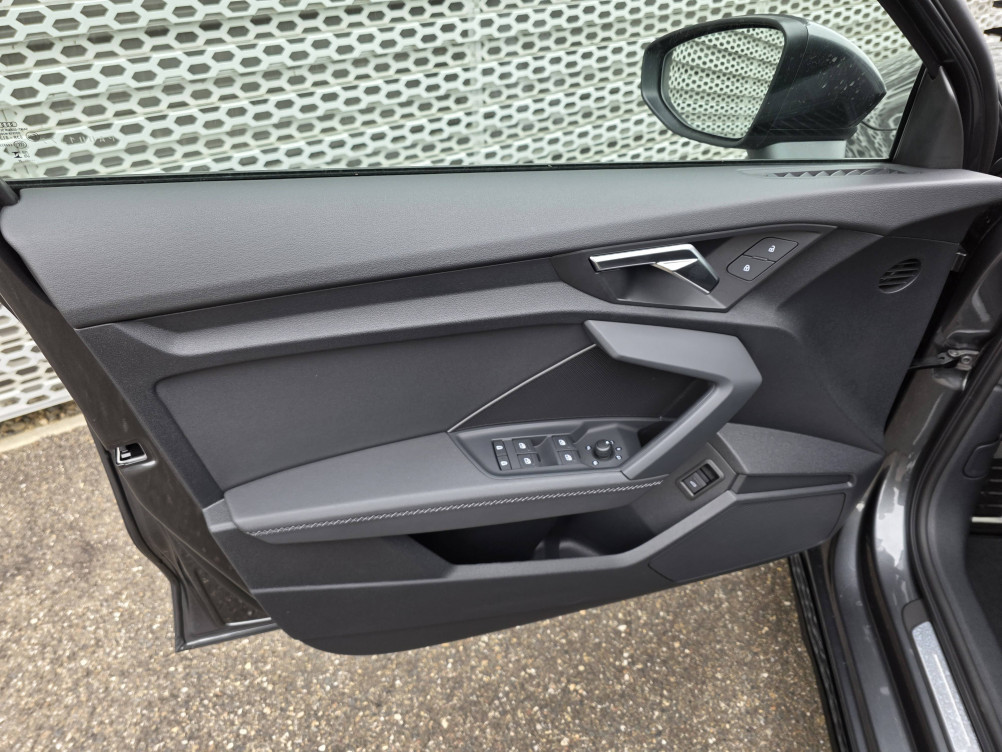 Acheter Audi A3 A3 Sportback 35 TFSI Mild Hybrid 150 S tronic 7 S Line 5p occasion dans les concessions du Groupe Faurie