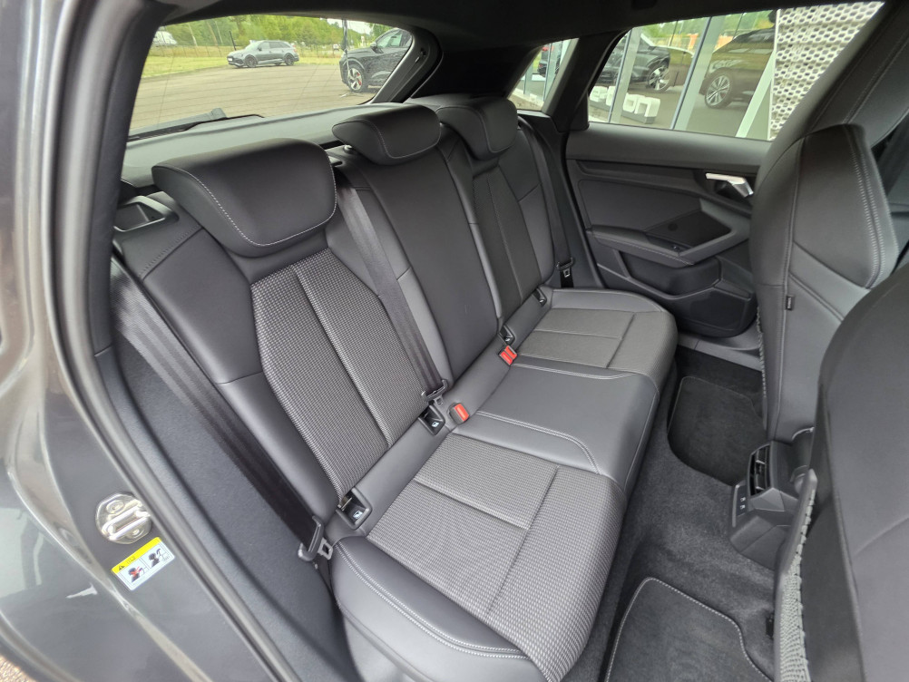 Acheter Audi A3 A3 Sportback 35 TFSI Mild Hybrid 150 S tronic 7 S Line 5p occasion dans les concessions du Groupe Faurie