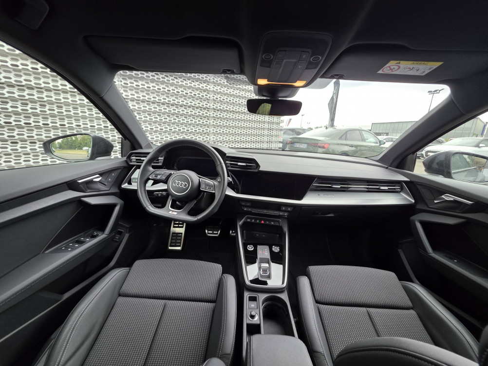 Acheter Audi A3 A3 Sportback 35 TFSI Mild Hybrid 150 S tronic 7 S Line 5p occasion dans les concessions du Groupe Faurie