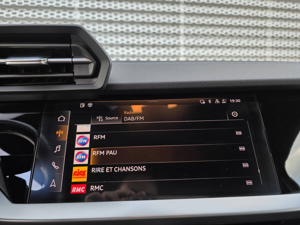 Acheter Audi A3 A3 Sportback 35 TFSI Mild Hybrid 150 S tronic 7 S Line 5p occasion dans les concessions du Groupe Faurie