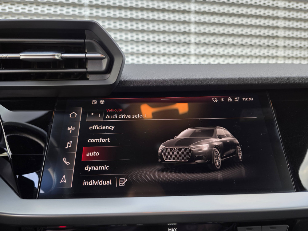 Acheter Audi A3 A3 Sportback 35 TFSI Mild Hybrid 150 S tronic 7 S Line 5p occasion dans les concessions du Groupe Faurie