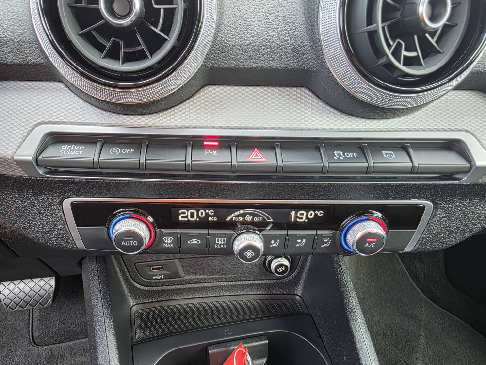 Acheter Audi Q2 Q2 35 TFSI 150 S tronic 7 Design Luxe 5p occasion dans les concessions du Groupe Faurie