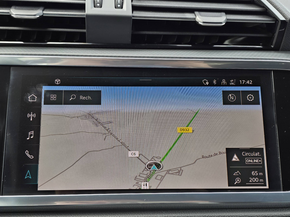 Acheter Audi Q3 Q3 35 TFSI 150 ch S tronic 7 Advanced 5p occasion dans les concessions du Groupe Faurie