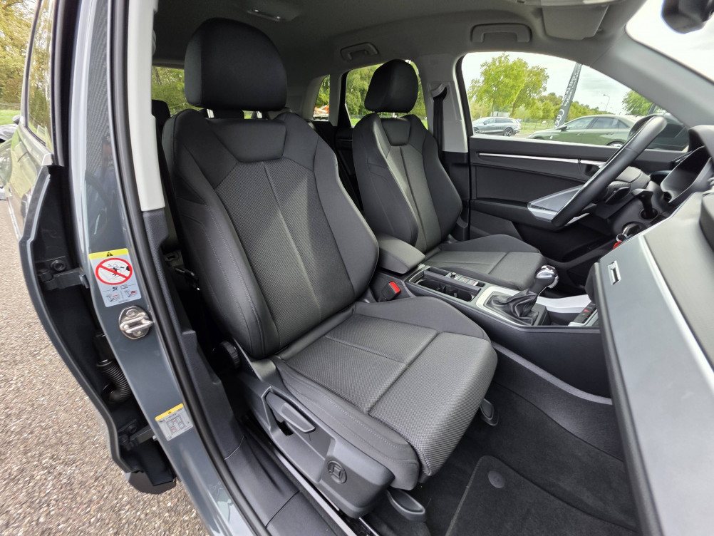 Acheter Audi Q3 Q3 35 TFSI 150 ch S tronic 7 Advanced 5p occasion dans les concessions du Groupe Faurie