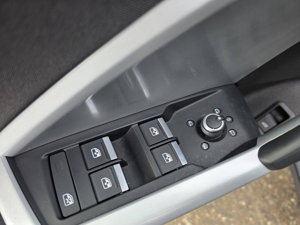 Acheter Audi Q3 Q3 35 TFSI 150 ch S tronic 7 Advanced 5p occasion dans les concessions du Groupe Faurie