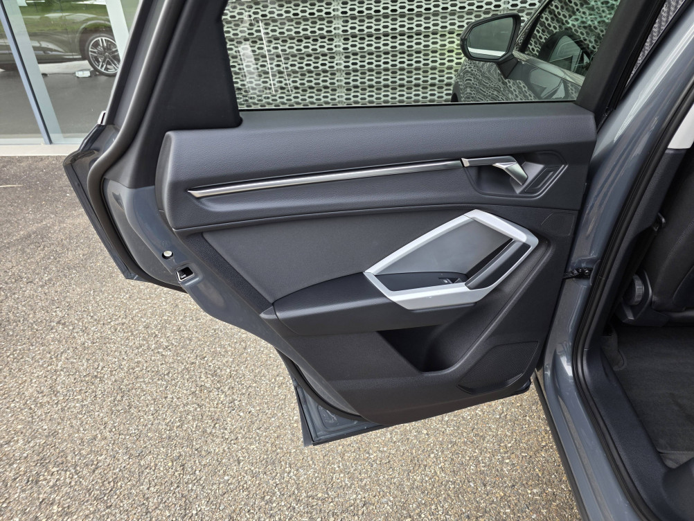 Acheter Audi Q3 Q3 35 TFSI 150 ch S tronic 7 Advanced 5p occasion dans les concessions du Groupe Faurie