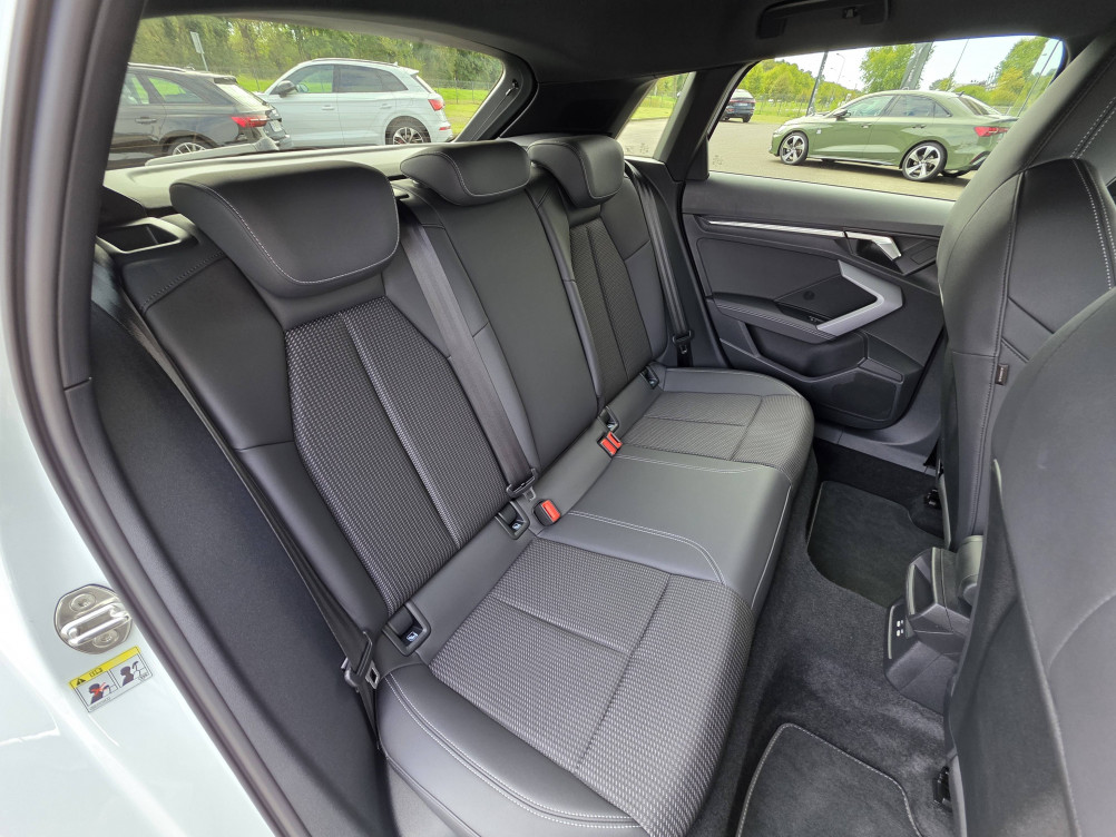 Acheter Audi A3 A3 Sportback TFSI Mild Hybrid 150 S tronic 7 S line 5p occasion dans les concessions du Groupe Faurie