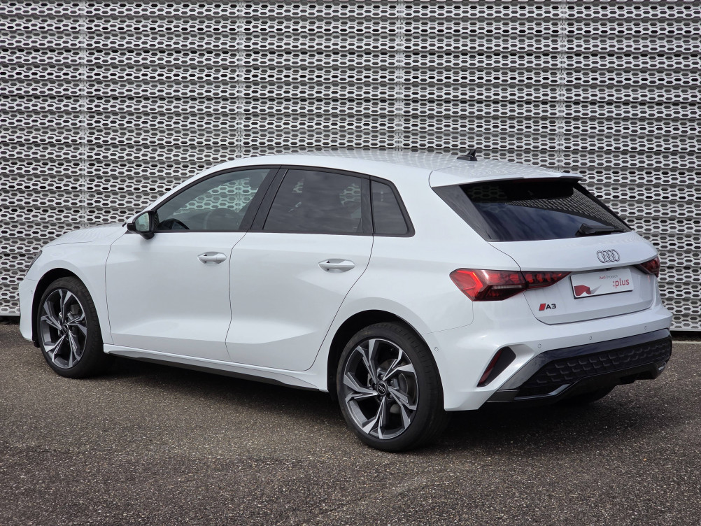 Acheter Audi A3 A3 Sportback TFSI Mild Hybrid 150 S tronic 7 S line 5p occasion dans les concessions du Groupe Faurie