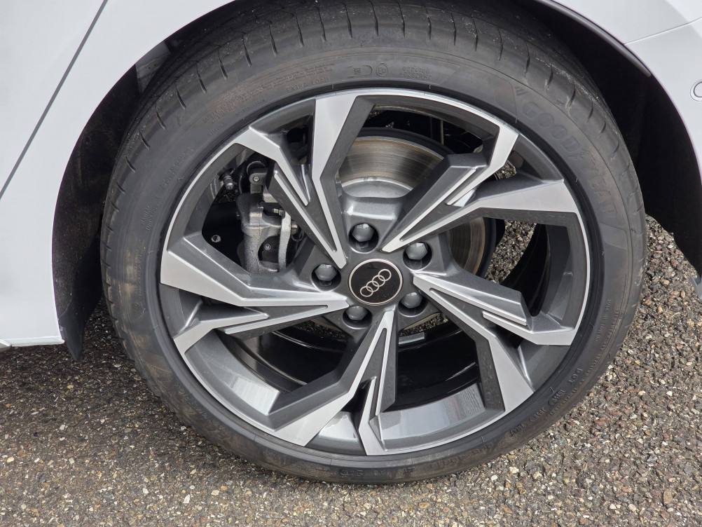 Acheter Audi A3 A3 Sportback TFSI Mild Hybrid 150 S tronic 7 S line 5p occasion dans les concessions du Groupe Faurie