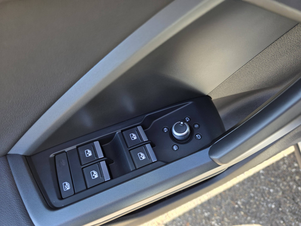 Acheter Audi Q3 Q3 Sportback 35 TFSI 150 ch S tronic 7 S line 5p occasion dans les concessions du Groupe Faurie