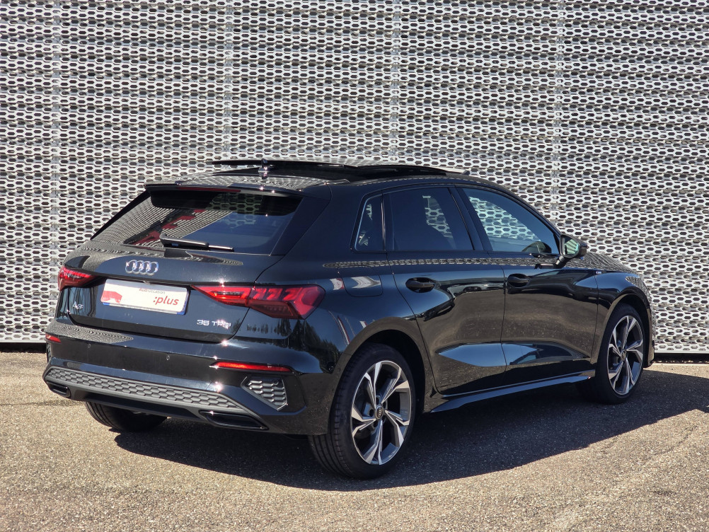 Acheter Audi A3 A3 Sportback 35 TFSI Mild Hybrid 150 S tronic 7 S Line 5p occasion dans les concessions du Groupe Faurie