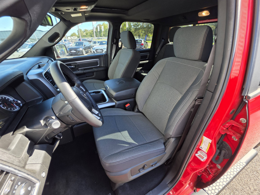 Acheter Dodge RAM Nitro DODGE RAM 1500 Crew Cab SLT WARLOCK 5p occasion dans les concessions du Groupe Faurie
