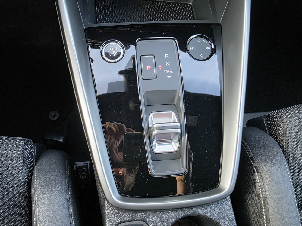 Acheter Audi A3 A3 Sportback 35 TFSI 150 S tronic 7 S Line 5p occasion dans les concessions du Groupe Faurie