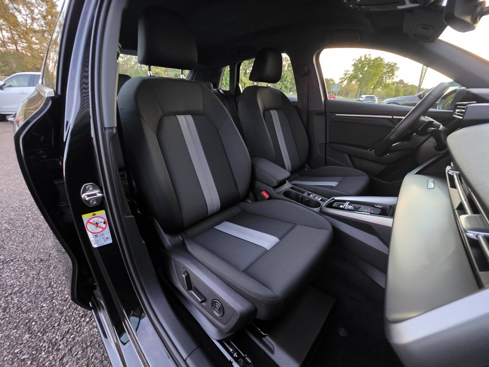 Acheter Audi A3 A3 Sportback 30 TFSI 110 S tronic 7 Design 5p occasion dans les concessions du Groupe Faurie
